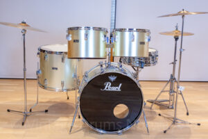 Pearl 1970s Wood Fiberglass Silver Satin 13-14-18-22 #807