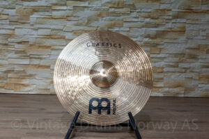 Meinl Classics Powerful Crash 18 #955