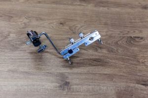 Pearl Hihat clamp til basstromme #1196