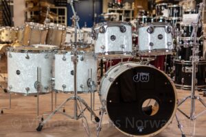 DW Performance White Marine Pearl 12,13,16,18,22 #1424