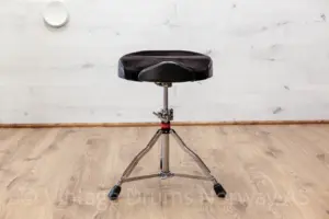 Ludwig Pro Saddle Throne #1670